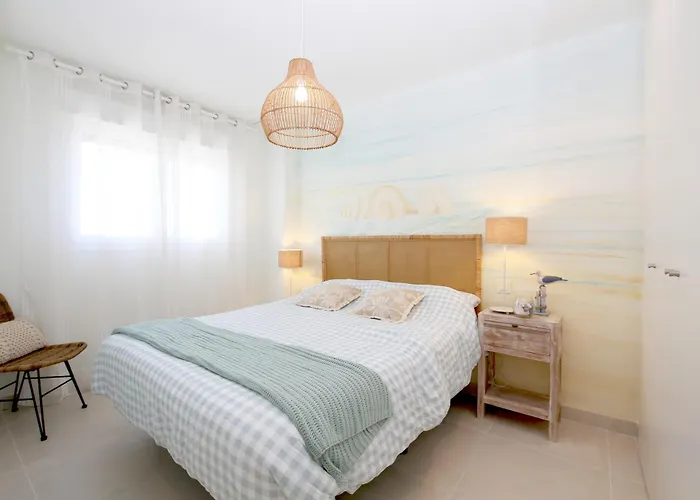 Port Olablanca エステポナ